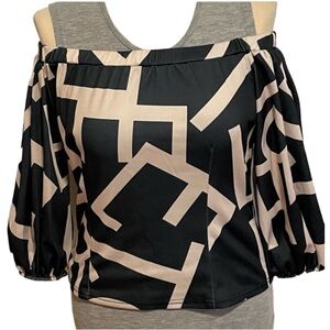 ChicMe Off the Shoulder Geometric Design Top Size Small